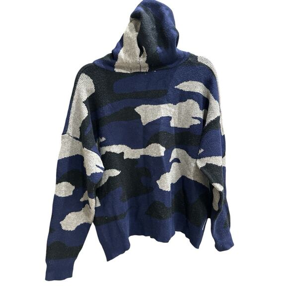 Elan Camo Oversized Hoodie Sweater, Size M - Picture 3 of 7